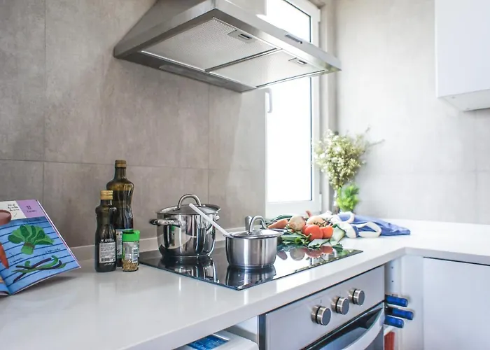 Trendy 4* Funchal (Madeira)